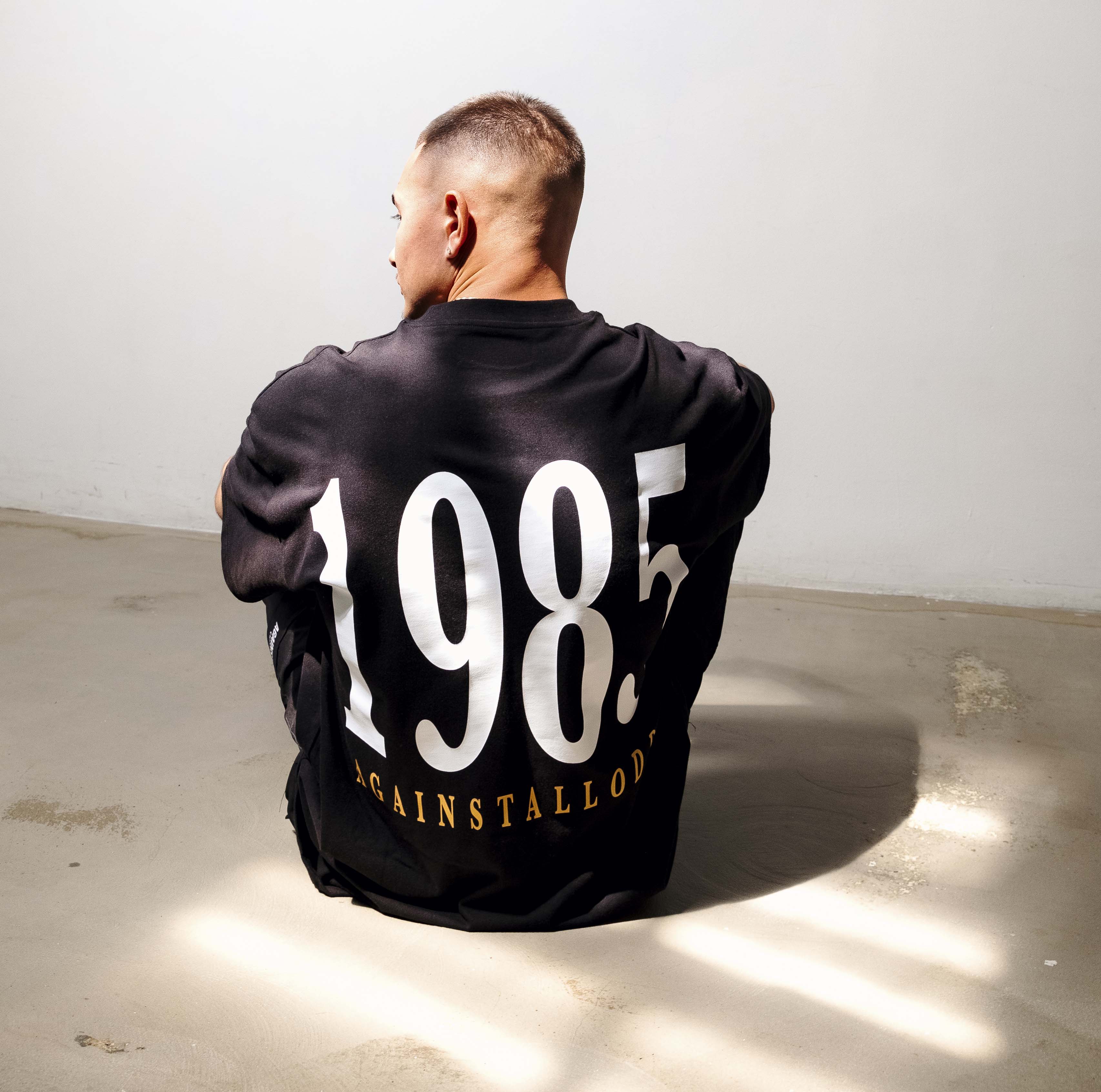 ESTATE OF MIND ULTRA LUXURY TEE - 1985 - BLACK