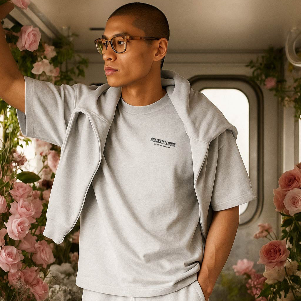 DREAMERS CLOUD LUXURY TEE