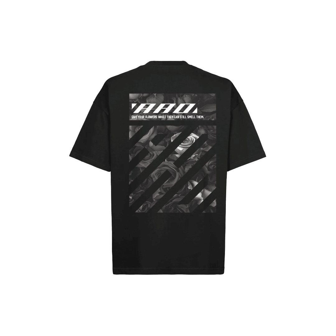 ROSES BLACK LUXURY TEE