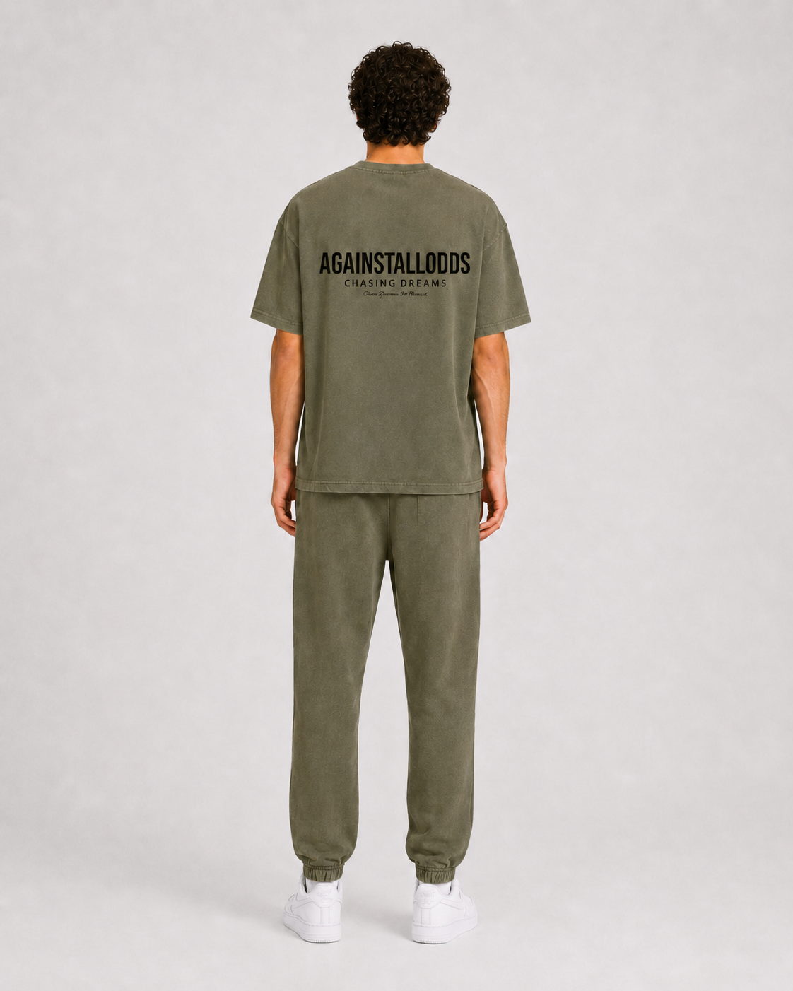 DREAMERS WASHED OLIVE LUXURY TEE