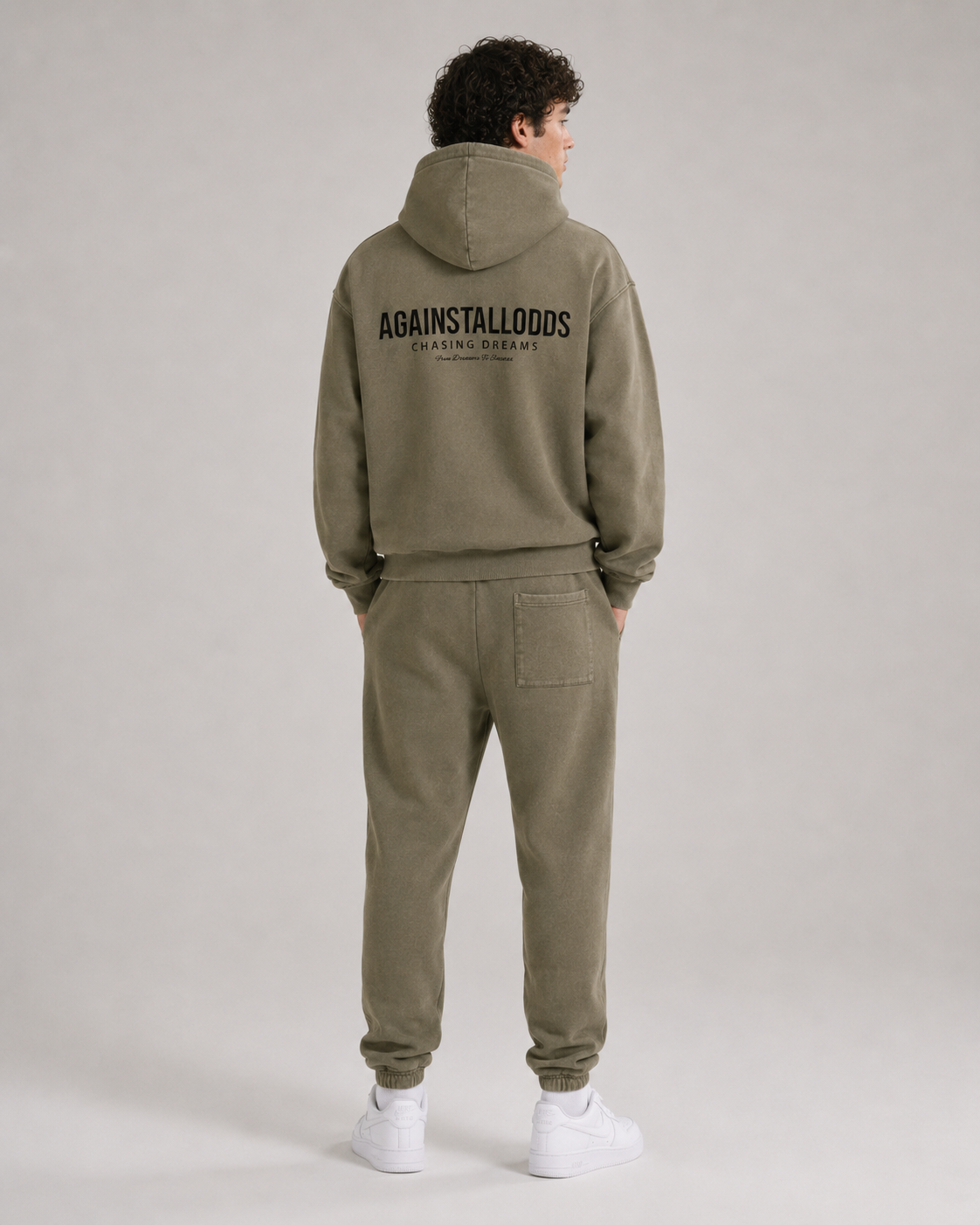 DREAMERS WASHED OLIVE HEAVYWEIGHT HOODIE