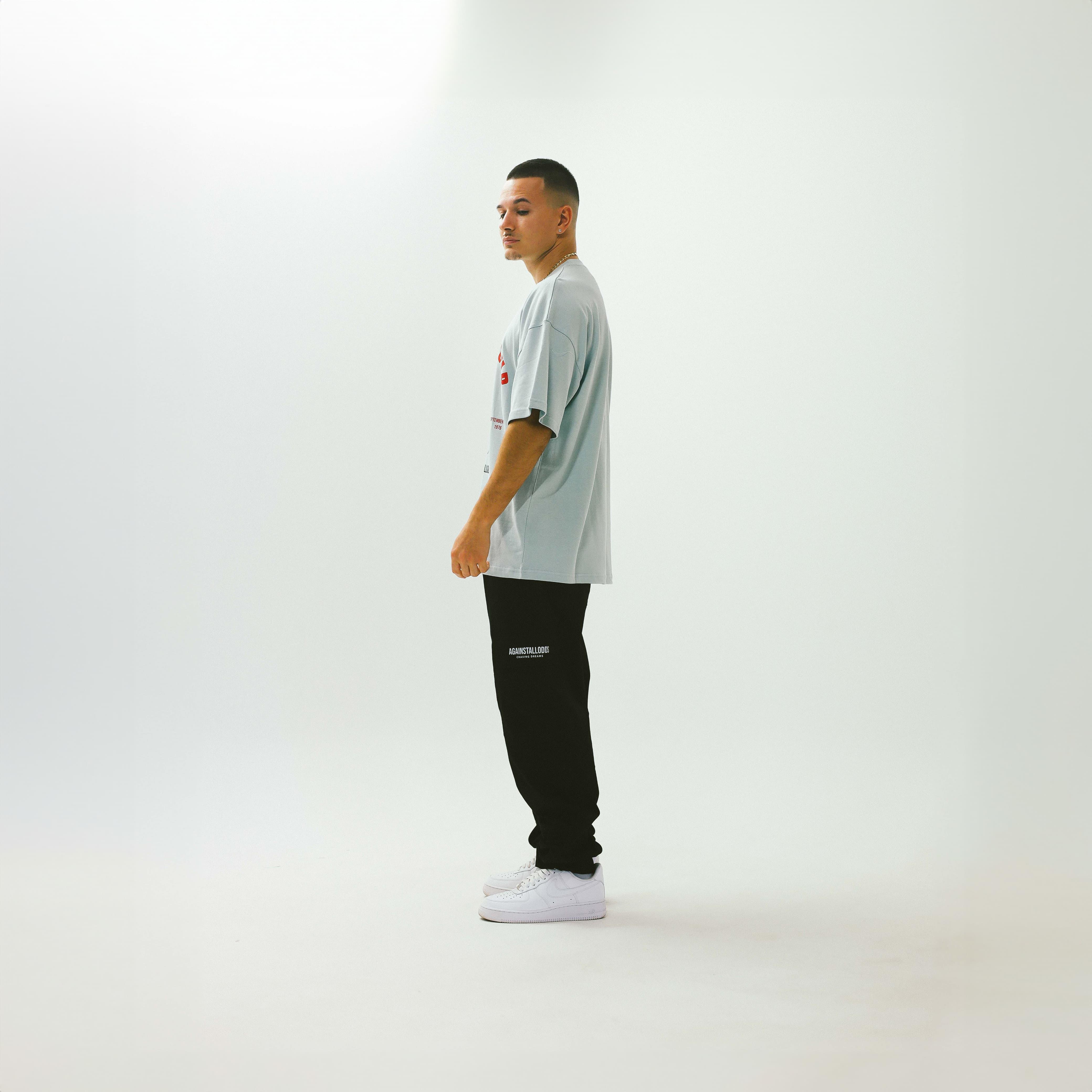 CONCORD HOTEL COLD BLUE LUXURY TEE