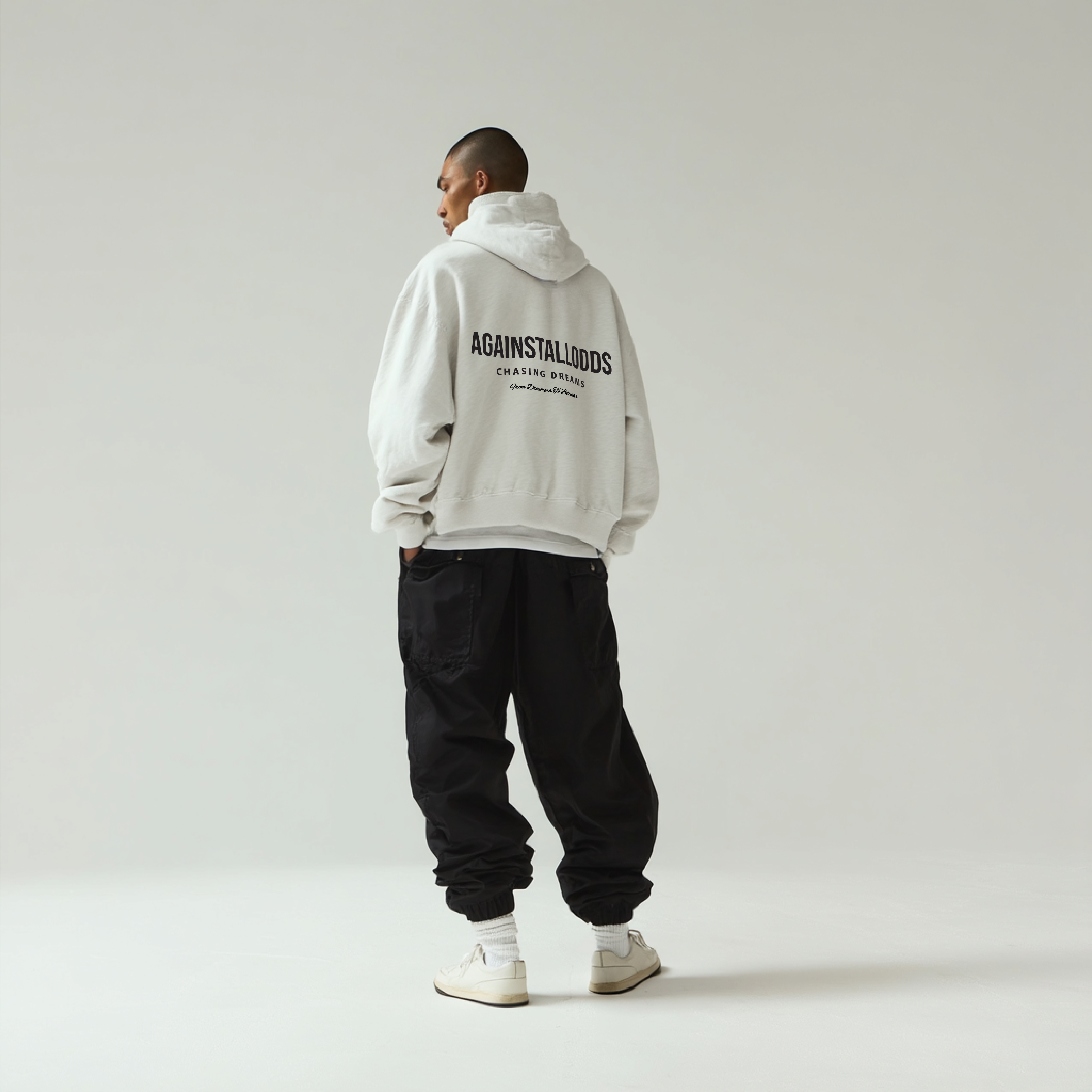 DREAMERS WHITE HEAVYWEIGHT HOODIE