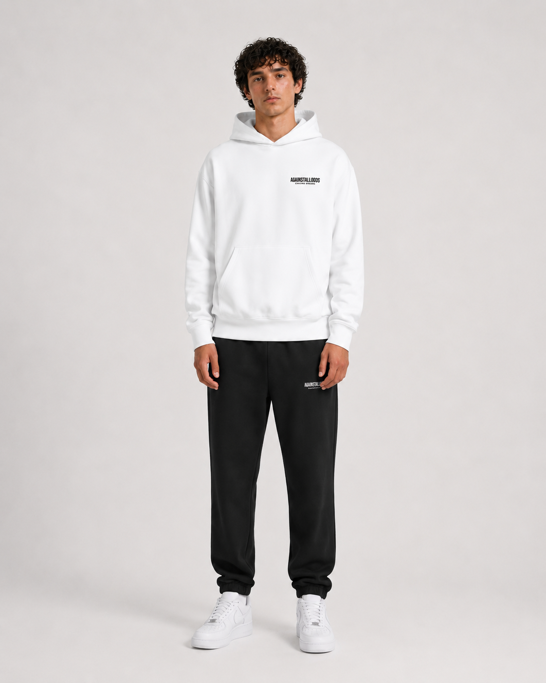 DREAMERS WHITE HEAVYWEIGHT HOODIE