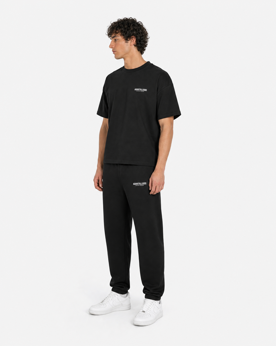 DREAMERS BLACK LUXURY TEE